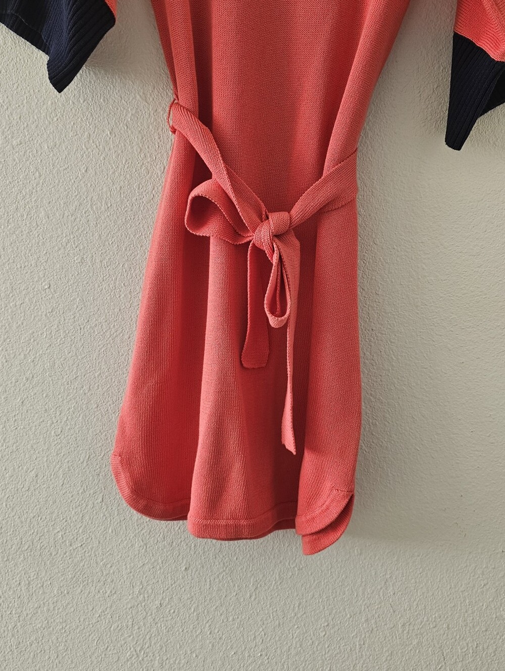 Trina Turk Knit Dress Size 0/XS? Colorblock Salmon Mauve Tan Tie Waist Boatneck - Picture 5 of 12